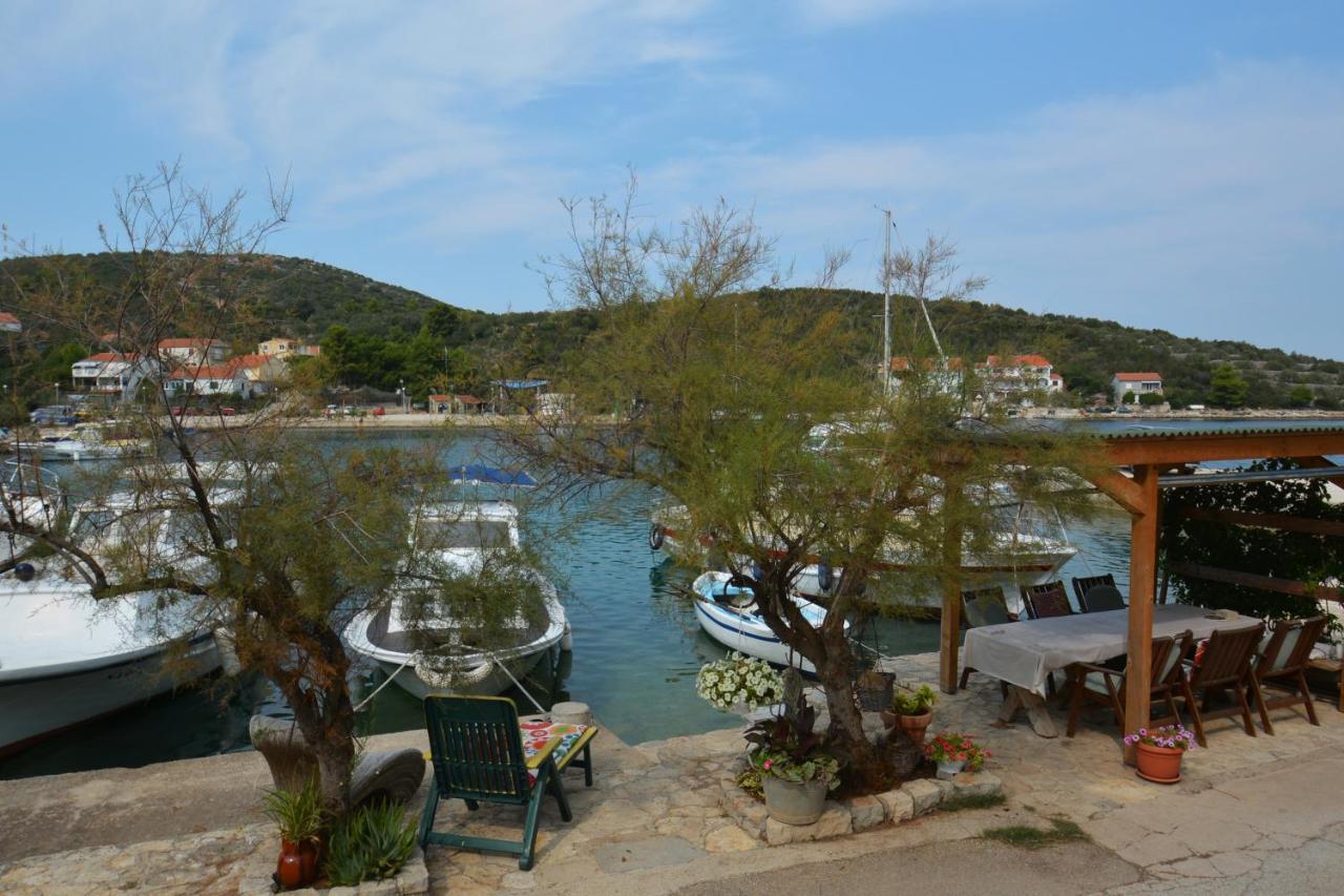 Apartments And Rooms By The Sea Zaglav, Dugi Otok - 8170 Sali Dış mekan fotoğraf