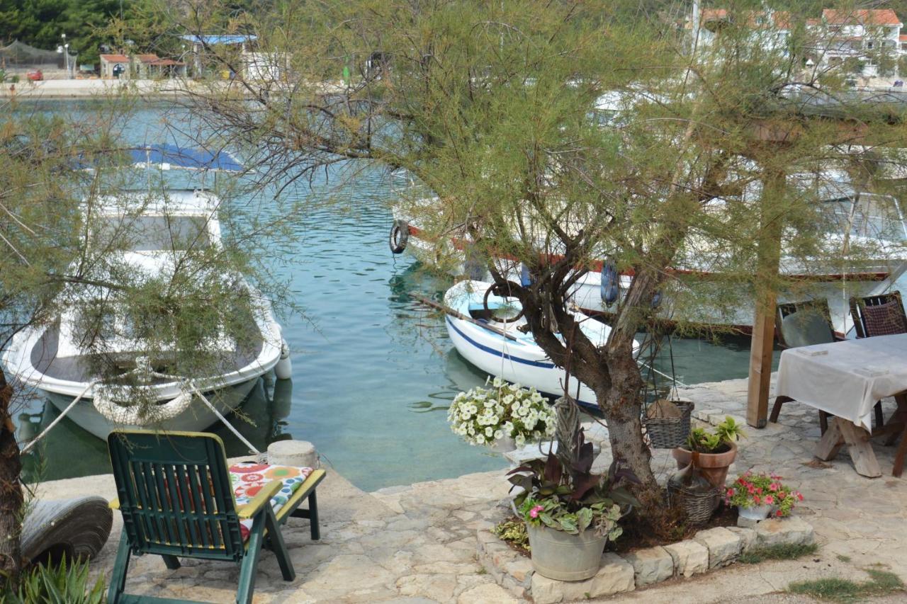 Apartments And Rooms By The Sea Zaglav, Dugi Otok - 8170 Sali Dış mekan fotoğraf