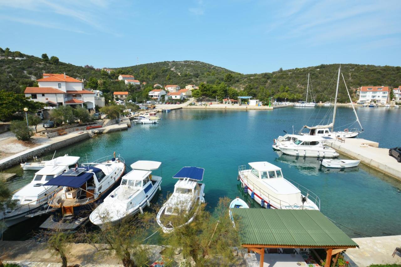 Apartments And Rooms By The Sea Zaglav, Dugi Otok - 8170 Sali Dış mekan fotoğraf